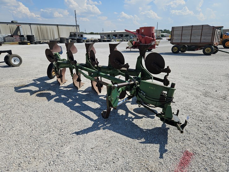 #203533-•-john-deere-f935h-rollover-plow-image-7