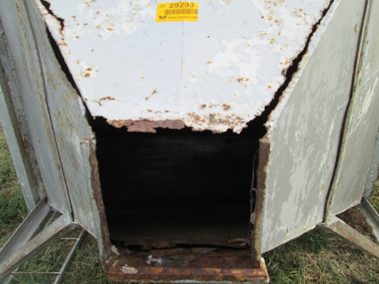 #29293-•-overhead-feed-bin-image-7