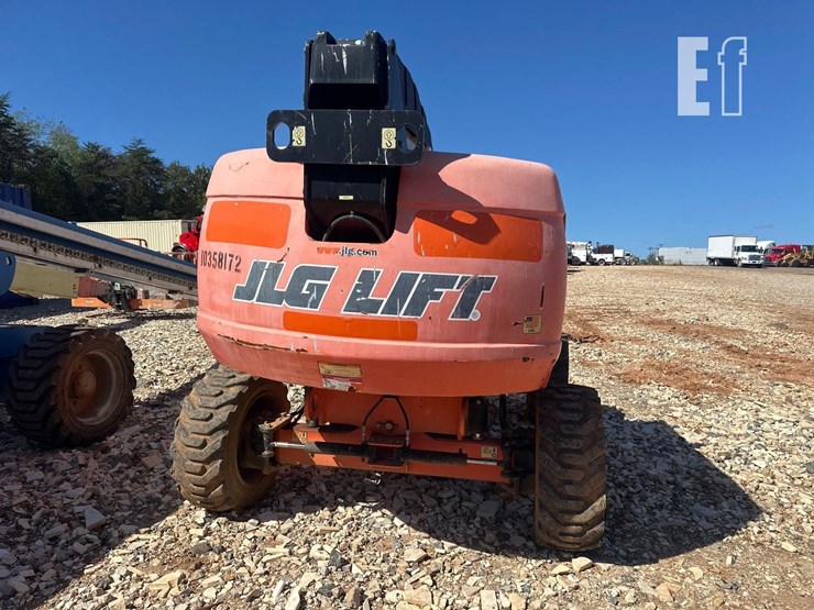 2015-jlg-600s-image-4