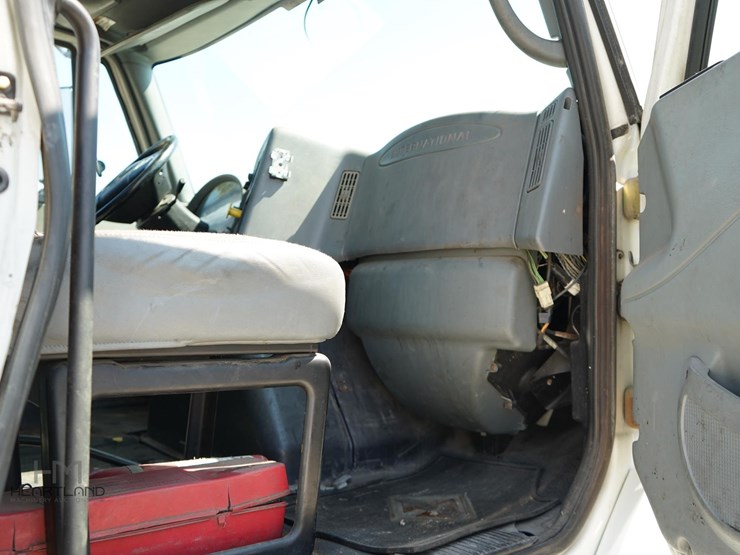 2007-international-transtar-8600-image-37