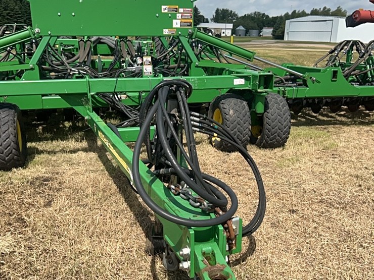 john-deere-1890-image-26