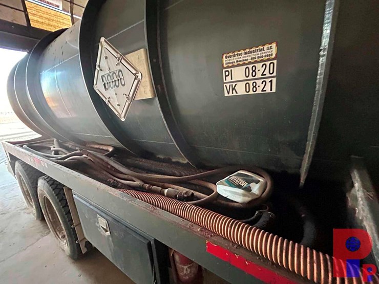 2000-kenworth-w900-image-13