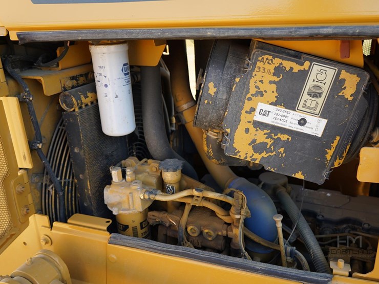 2007-caterpillar-d6n-lgp-image-27
