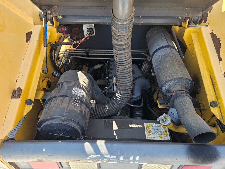 #203389-•-2000-gehl-sl5635-ii-skid-steer-image-15