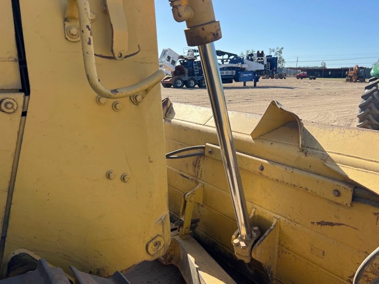 1986-caterpillar-d6h-image-27