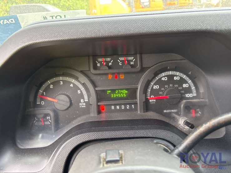 2009-ford-cargo-image-14