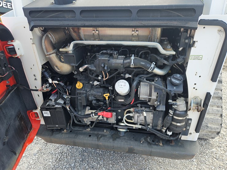 2020-bobcat-t870-image-18