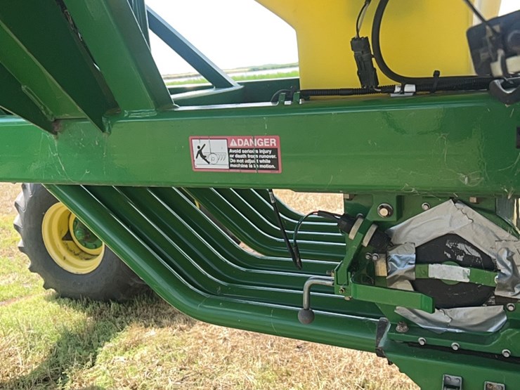 john-deere-1890-image-137