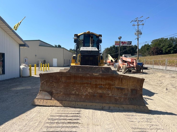 2021-deere-750l-image-9
