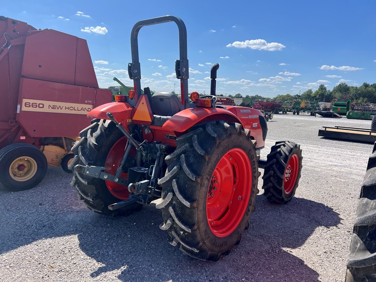2020-kubota-m7060-image-15