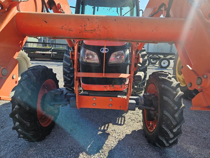 2010-kubota-m7040-image-3