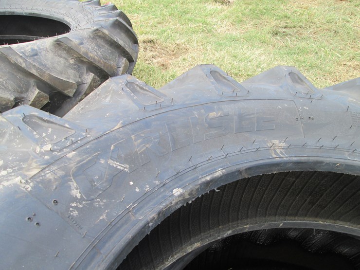 #29234-•-lot-of-(2)-unused-carlisle-18.4-38-tractor-tires-image-4