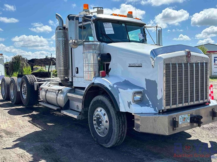 2007-kenworth-t800-image-2