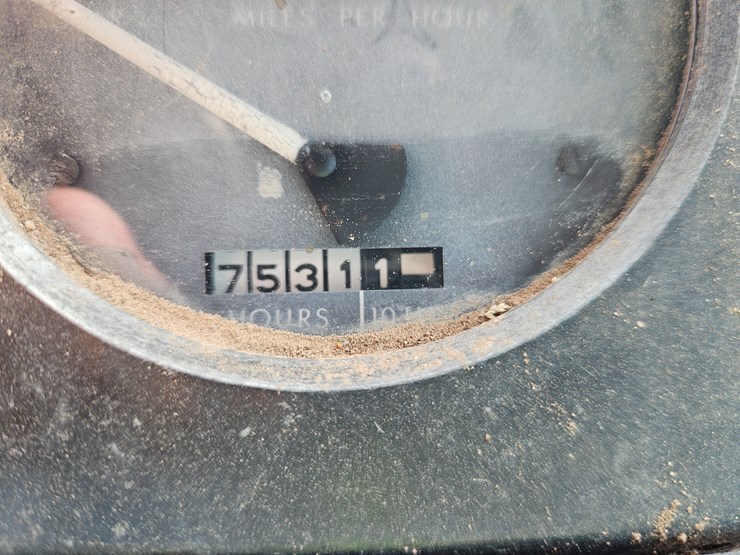 1971-john-deere-4320-image-16