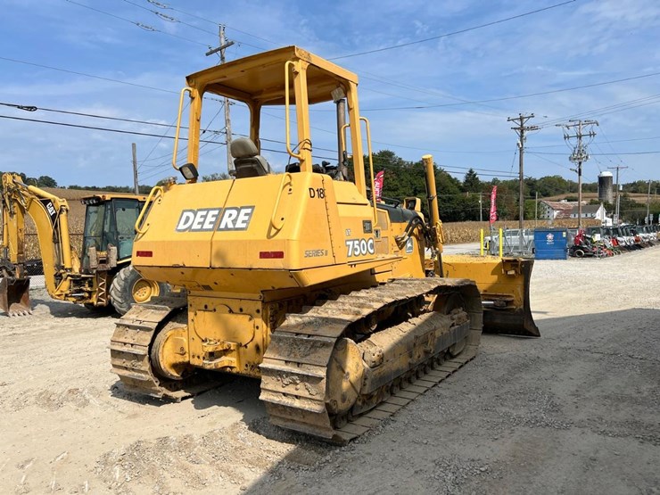 deere-750c-image-5