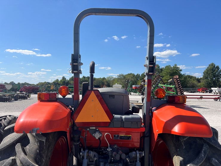 2020-kubota-m7060-image-14