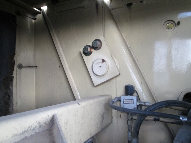 2000-jlg-120sxj-image-28