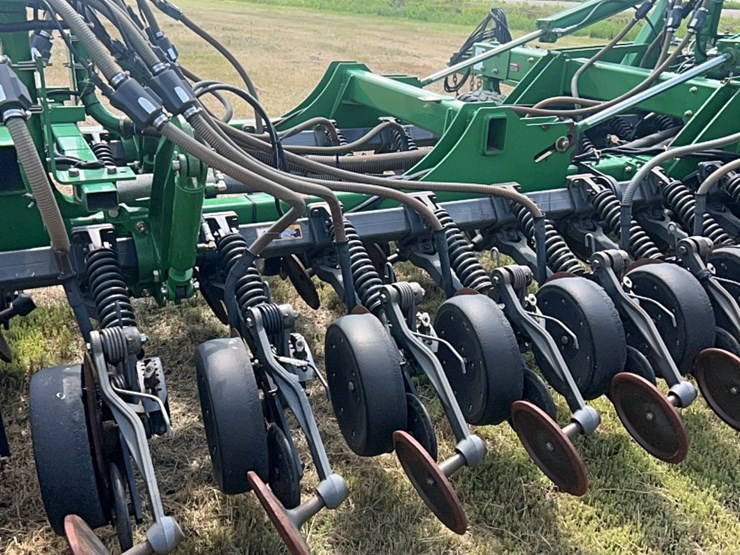john-deere-1890-image-71