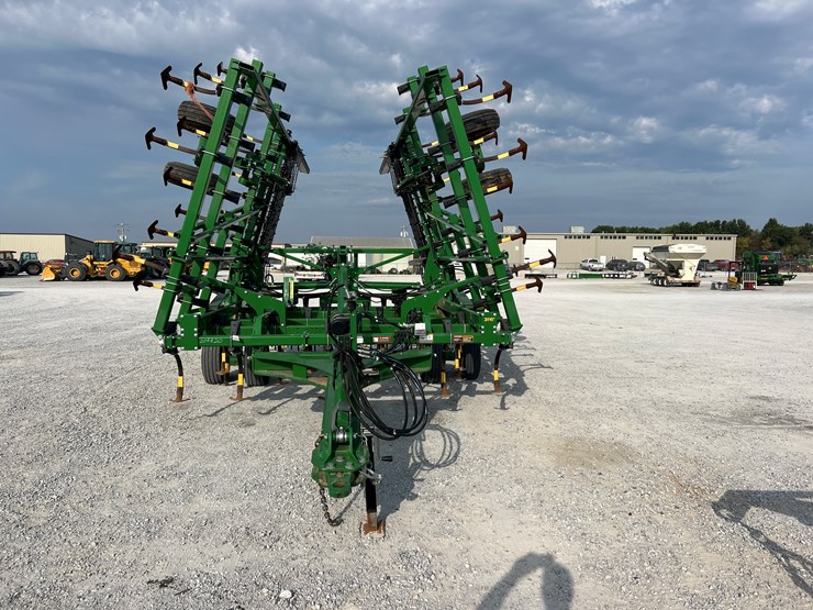 2018-john-deere-2018-image-2