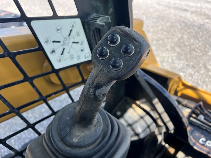 caterpillar-259d-image-9