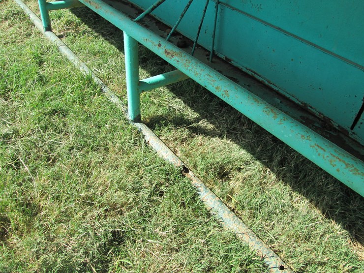 #29248-•-12-ton-bulk-feeder-image-7
