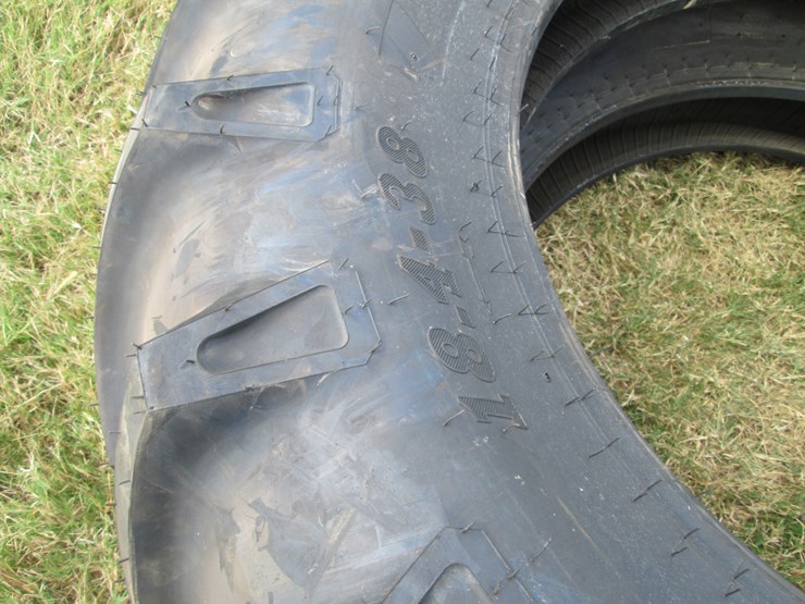 #29236-•-lot-of-(2)-unused-carlisle-18.4-38-tractor-tires-image-5