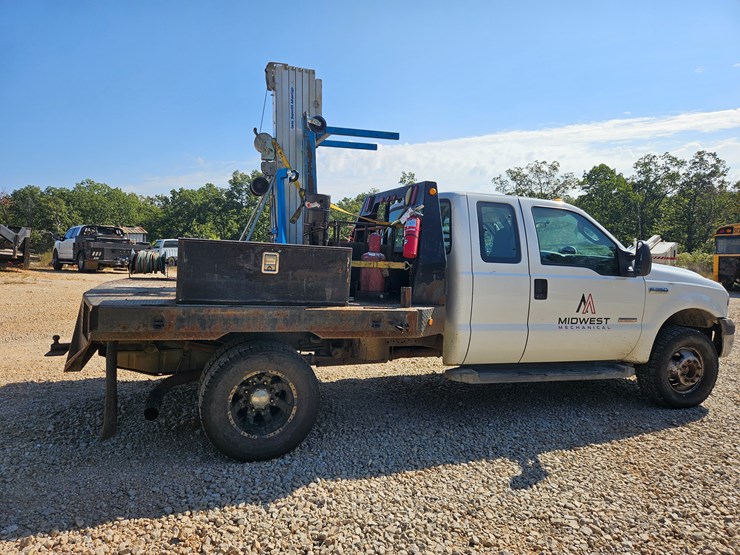 2006-ford-f350-image-16