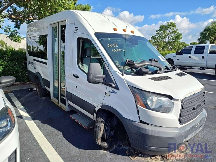 2018-ford-transit-image-2