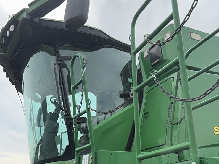 2013-john-deere-s690-image-45