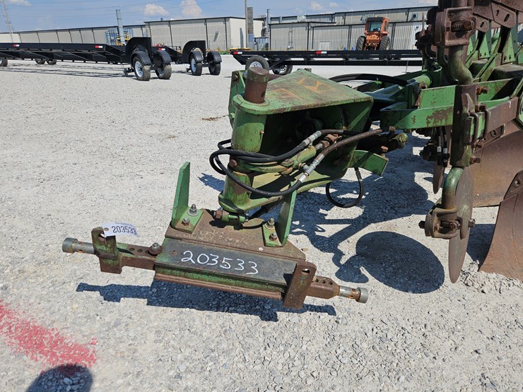 #203533-•-john-deere-f935h-rollover-plow-image-2