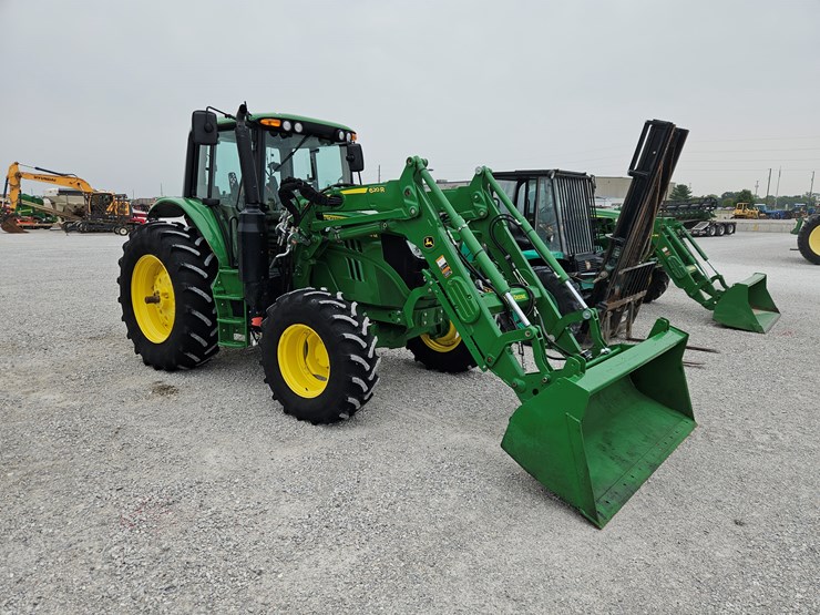2017-john-deere-6130m-image-1