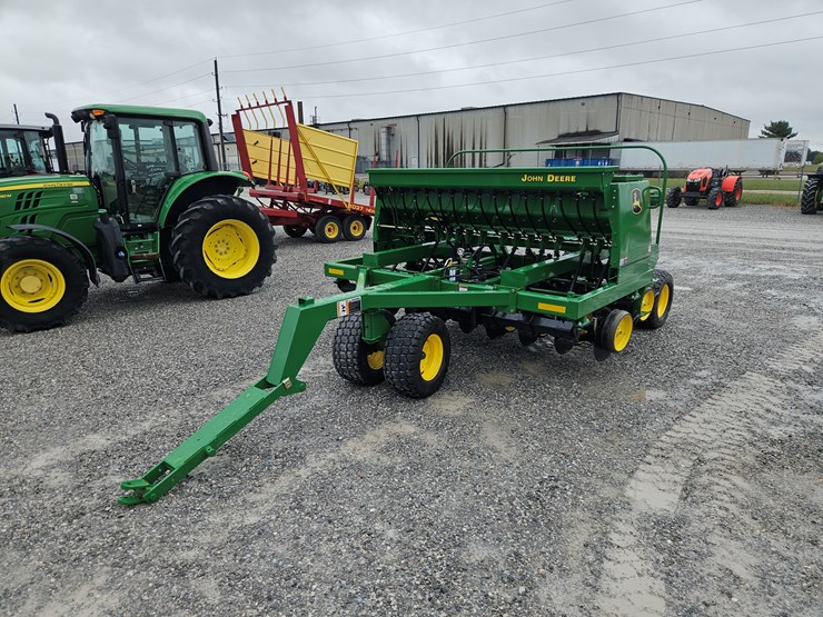 1997-john-deere-750-image-1