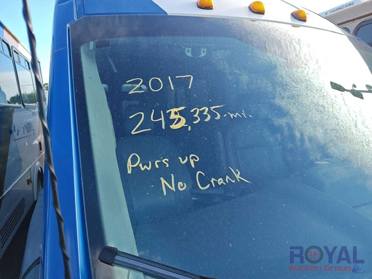 2017-ford-transit-image-6