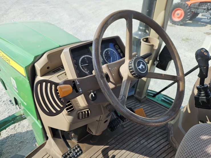2018-john-deere-6120m-image-9