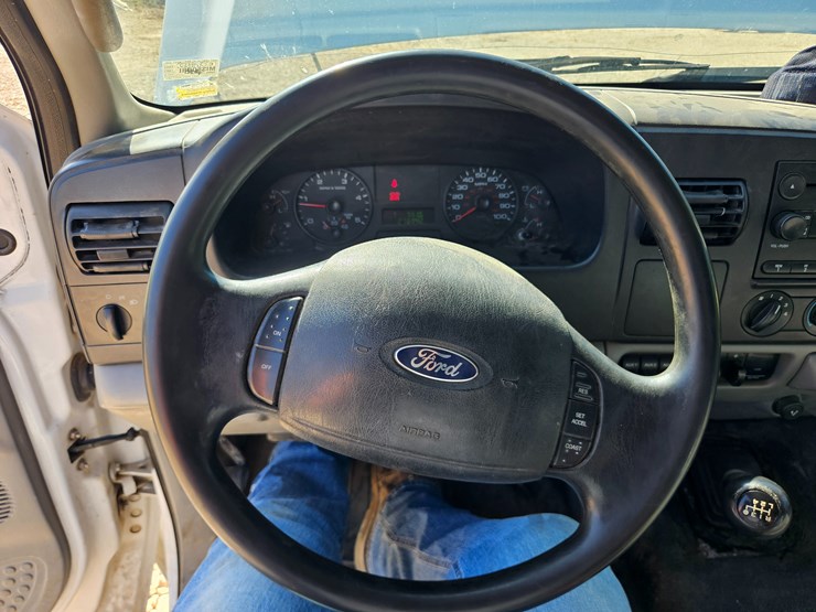 2006-ford-f350-image-49