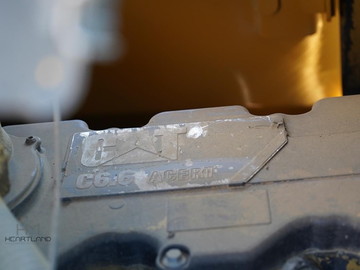 2007-caterpillar-d6n-lgp-image-28