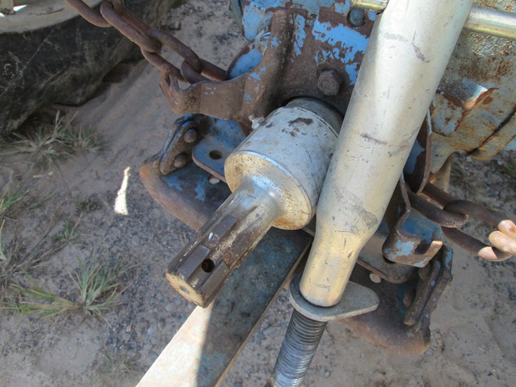 ford-3000-image-8
