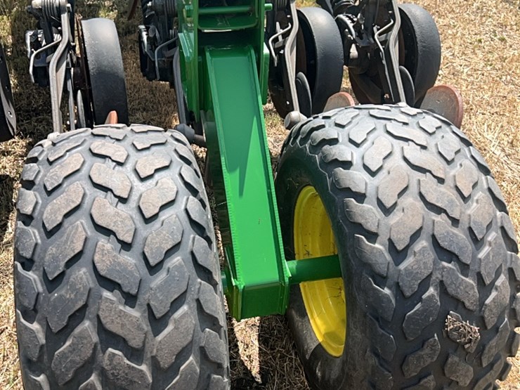 john-deere-1890-image-214