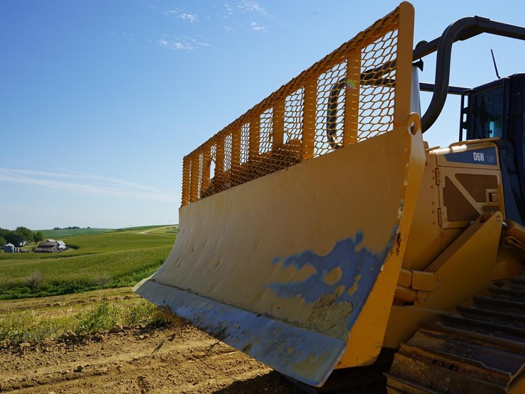 2007-caterpillar-d6n-lgp-image-52