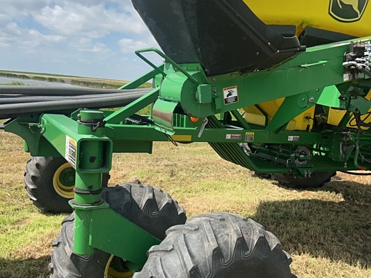 john-deere-1890-image-108