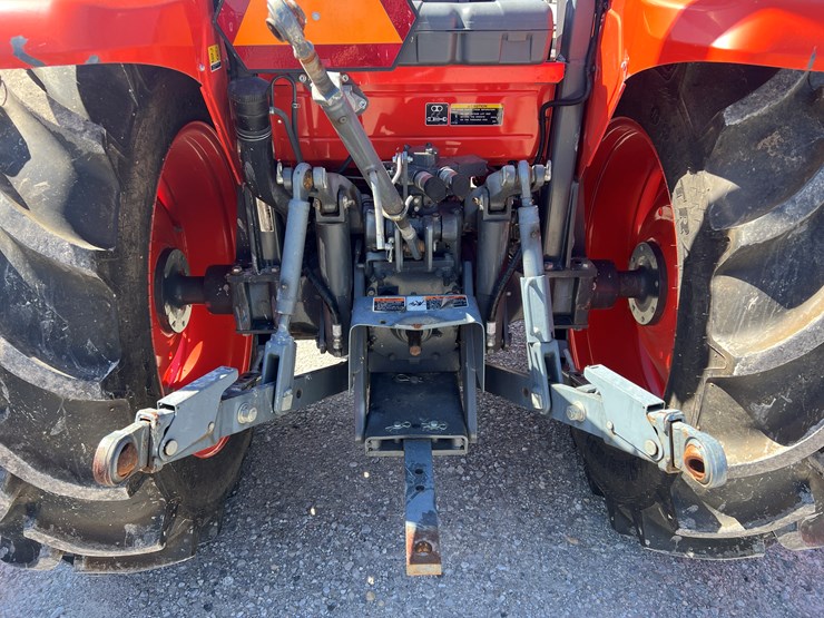 2020-kubota-m7060-image-13