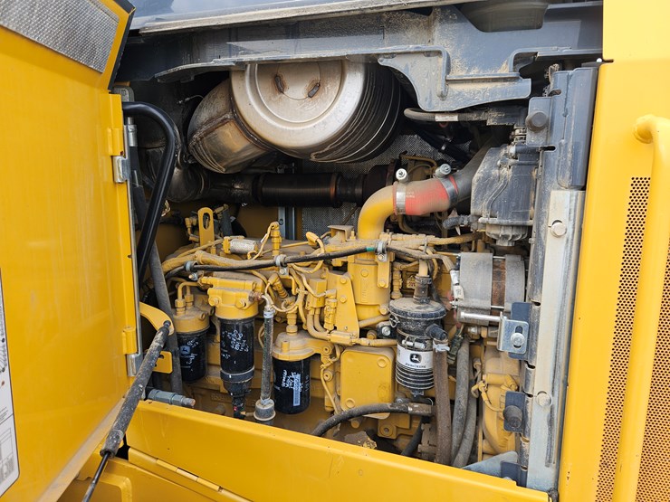 deere-524p-image-17