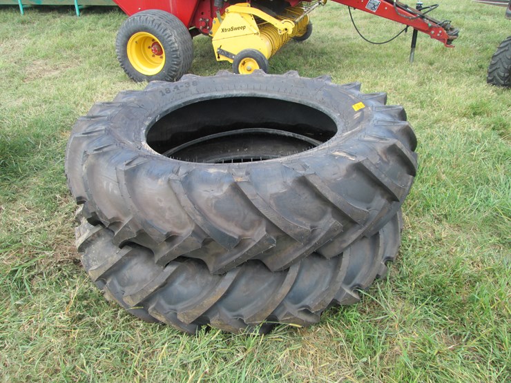 #29235-•-lot-of-(2)-unused-carlisle-18.4-38-tractor-tires-image-2