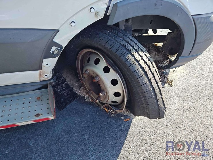 2018-ford-transit-image-28