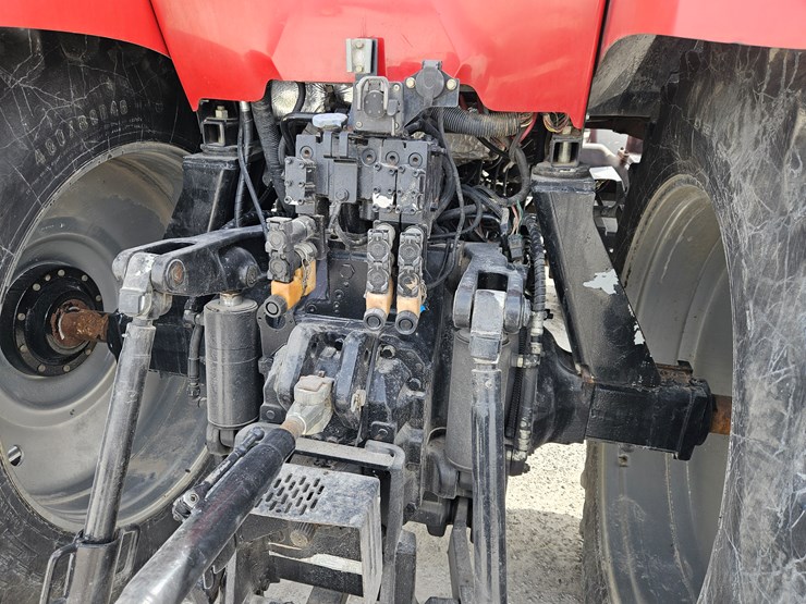 2010-case-ih-magnum-190-image-11
