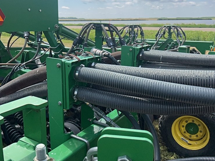 john-deere-1890-image-95