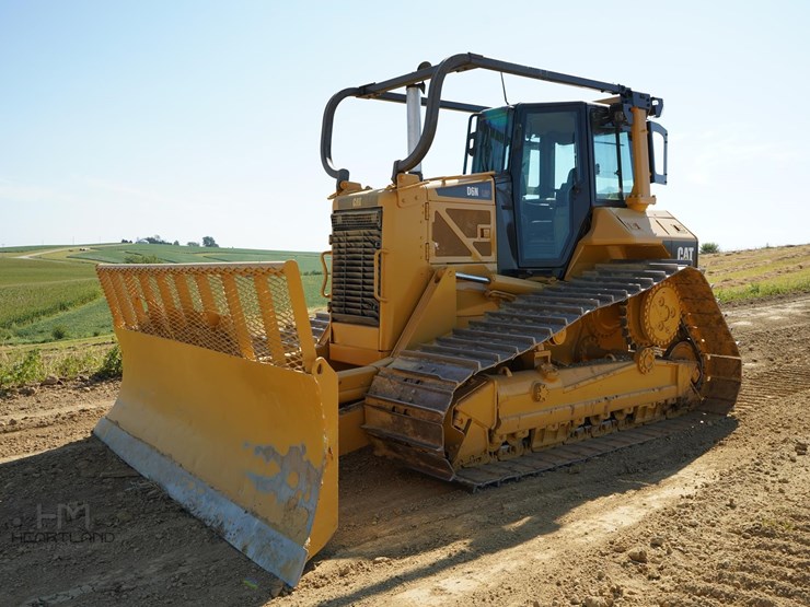 2007-caterpillar-d6n-lgp-image-1