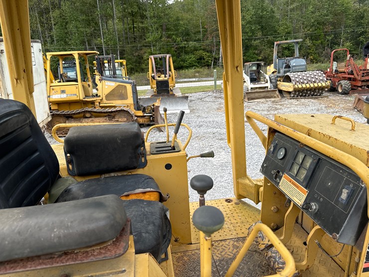 1997-caterpillar-d5c-image-5