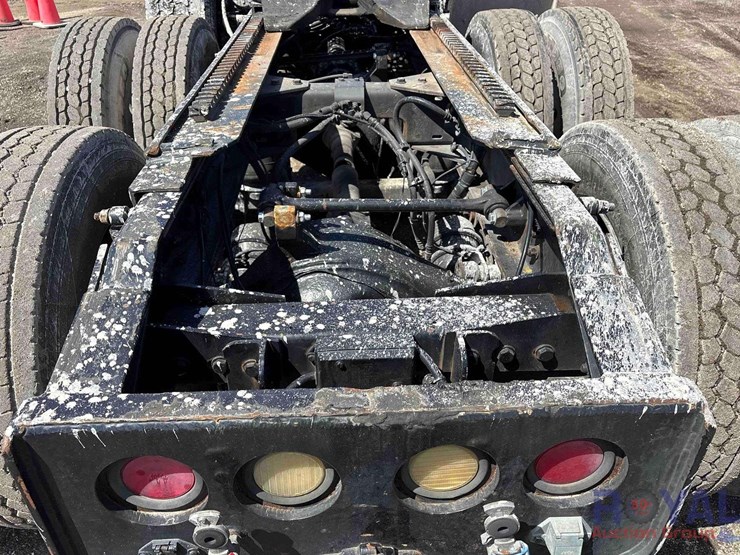 2007-kenworth-t800-image-16