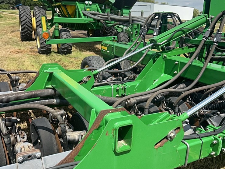 john-deere-1890-image-10